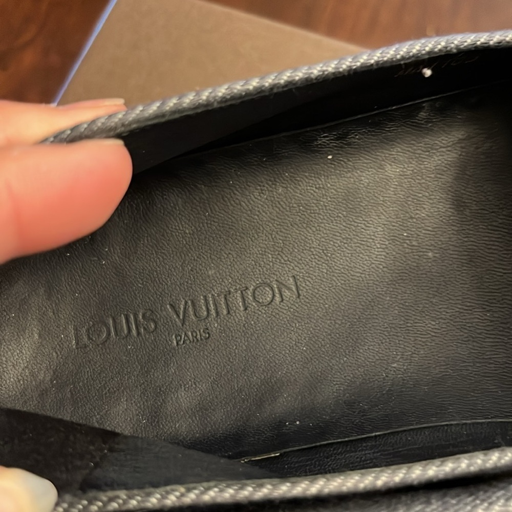 Authentic Louis Vuitton - Picture 7 of 8